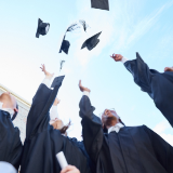 营造创新生态 让年轻人有盼头、有干劲