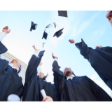 57.1%受访大学生呼吁建立健全促进公平就业的法律法规