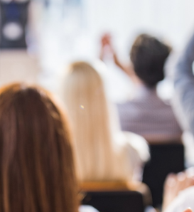 “京萤”之光闪耀:雅礼学子走进北京银行开展志愿实践