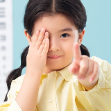 为眼睛“减负” 为体魄“加钢”