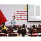 合拍的00后·三下乡丨青春俯身乡村传翰墨，名师点化童心授真经