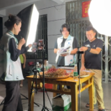 合拍的00后·三下乡丨湖南信息学院学子茶陵行：识百草、开直播，青春助力乡村振兴