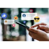 审慎对待青少年使用社交媒体