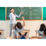 中小学教师减负的政策指向与推进策略