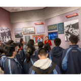 接受思想洗礼与精神教育 雅礼学子赴雷锋纪念馆开展社会实践活动