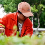 与高温同行（六）| 烈日下为城市“护肤美容”的环卫清洁工