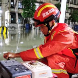 暴雨袭城 湘潭消防“战”内涝（图）