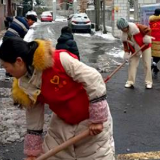 闻“雪”而动 湘潭县各乡镇积极除雪破冰保畅通、保安全