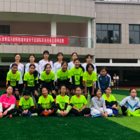 湖南省女子足球队到韶山交流指导