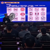 湘乡70余名公车驾驶员集中“充电”