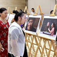 湘潭摄影人聚焦百岁老人  用镜头记录老年人幸福生活