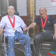 湘乡一对父子同获“光荣在党50年”纪念章