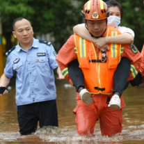 暴雨导致湘潭县部分区域内涝 市民近期仍需防范强降雨“突袭”
