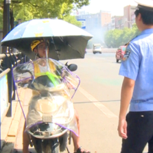 湘潭县交警对加装遮阳伞等交通违法违规行为开展专项整治