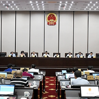 湘潭市第十五届人大常委会第三十五次会议召开