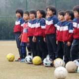 新闻特写丨奔跑吧！在湘乡追逐足球梦的彝族孩子们
