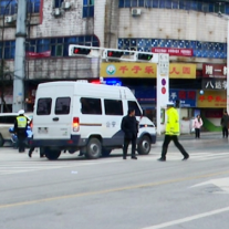 湘乡警民联手护航 春节返程之路更安心