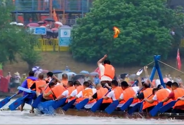 视频丨2025年湘潭市端午龙舟赛开赛在即 16支龙舟队伍将竞渡湘江
