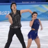 北京2022年冬奥会·花样滑冰韵律舞 发挥稳定 王诗玥 柳鑫宇晋级自由舞