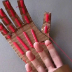 用纸盒吸管做机械手