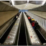 新闻提示  乘梯如遇事故该如何应对？