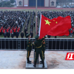 湖南应用技术学院举行新学期升旗暨学雷锋活动月启动仪式