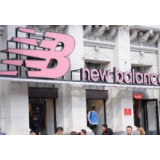 “N字鞋”之争落槌：遏制“傍名牌”须将治理关口前移