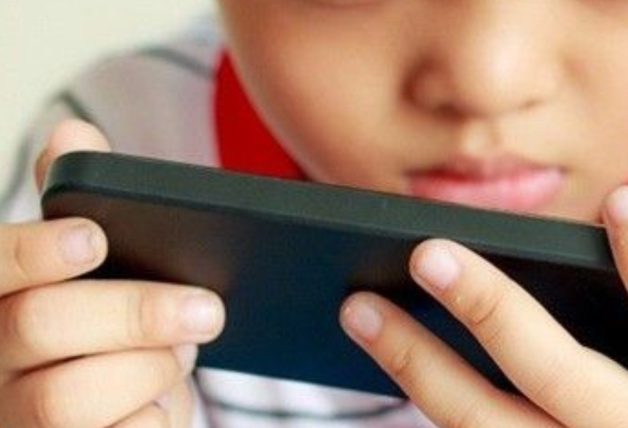 “让科学家取代流量明星霸屏”可行吗？