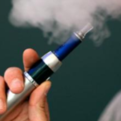 电子烟监管，不宜参照卷烟规定执行