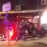 澳大利亚悉尼发生无差别枪击事件 至少20人受伤
