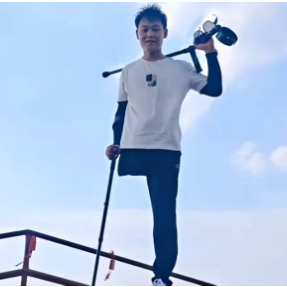 独腿青年王辉：热搜之后，生活依旧是生活丨热搜中国·凡人微光