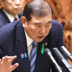 日本首相：不应将安全保障问题与关税谈判挂钩