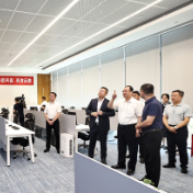 毛伟明在长沙调研产业发展