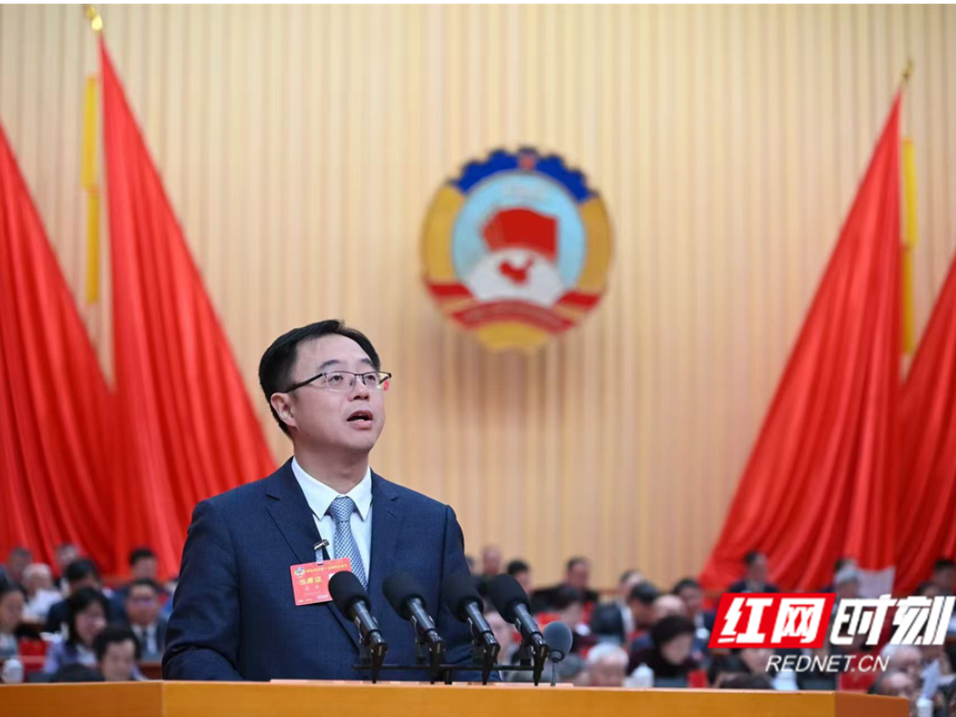 两会好声音丨聂舟：瞄准“未来”赛道 加快布局人形机器人产业