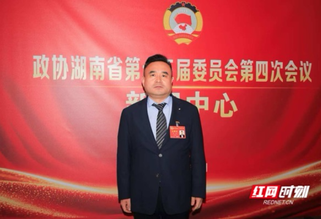 两会好声音丨陈斌：高校专业设置不能“自嗨”  要从规模扩张转向结构优化