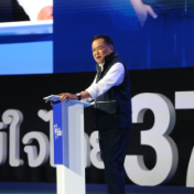 泰国举行国会下议院选举 “橙蓝红”鼎立