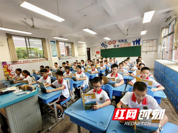 be52b4335f2c1498522ce708f5d642ab.png be52b4335f2c1498522ce708f5d642ab.png