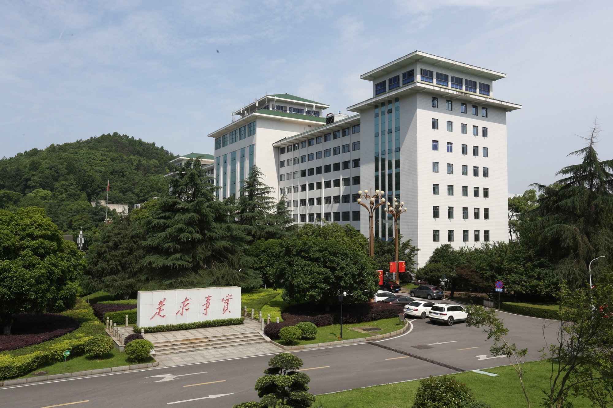 俯瞰校园 彭团 摄