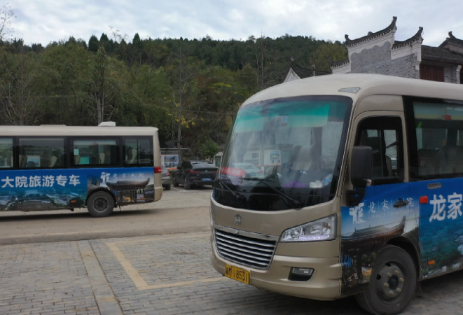 南有新田丨乡村旅游专线开进龙家大院