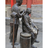 掏一次耳朵3800元，“江湖游医”太可恶