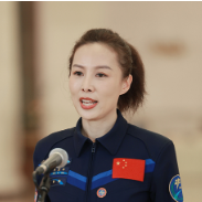 视频海报丨王亚平：期待和国外同行一起进驻中国空间站