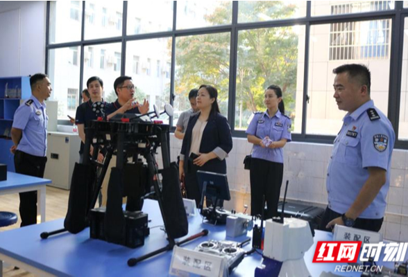 湖南警察学院与科技企业开展警用无人机建设战略合作