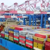 沿海各大港口开辟新航线 助力外贸稳增长