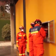 假期景区人流增多 各地消防增加巡逻力量守护平安