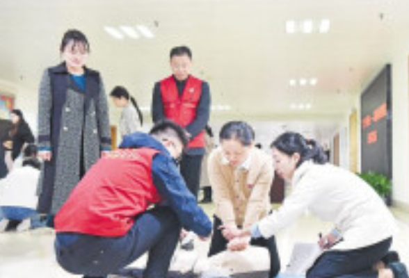 长沙重点公共场所基本实现AED全覆盖 力争3年内半数以上长沙人学会心肺复苏