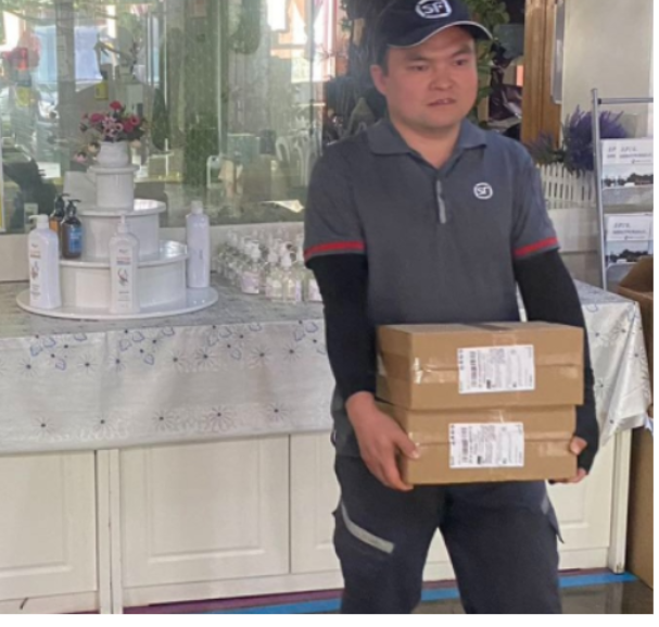 伊犁“快递进厂”项目支撑制造业产值超千万