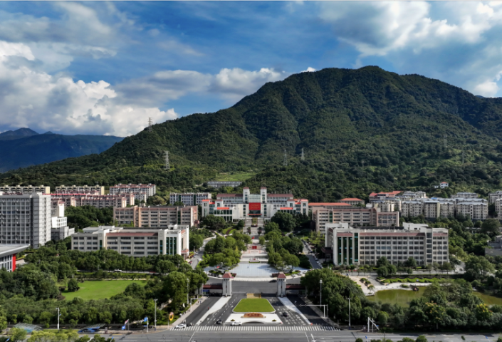 假期余额不足，湖南各大高校开学时间已定