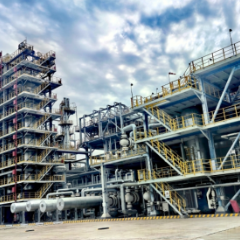 追风逐日看新疆丨正青春!感受这家65岁企业的创新活力