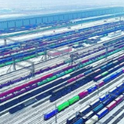 越来越多中欧班列经新疆进出