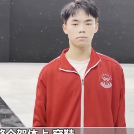 演员“滑”上天 开幕式上冰雪运动经典动作是如何做到的？